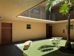 Picture of 13701 Kendale Lakes Cir # 108, Miami, FL 33183