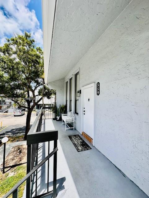Picture of 559 N University Dr # 39, Plantation FL 33324