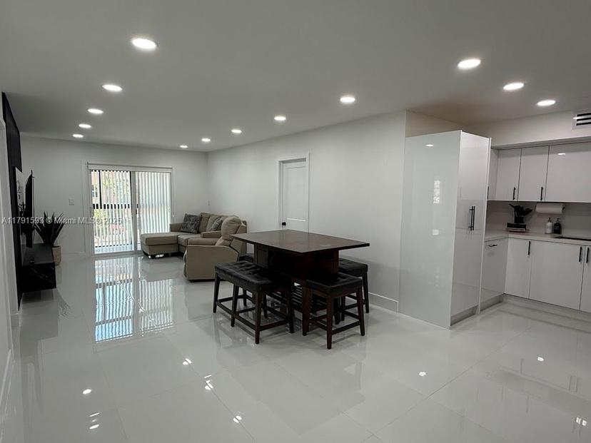 Picture of 6070 W 19Th Ave # 107, Hialeah FL 33012