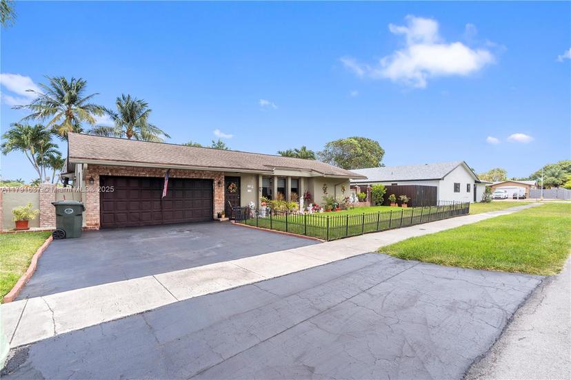 Picture of 4148 NW 19Th Ter, Oakland Park FL 33309