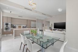 Picture of 300 S Biscayne Blvd # 3902, Miami, FL 33131