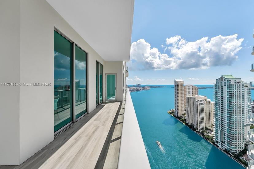 Picture of 300 S Biscayne Blvd # 3902, Miami FL 33131