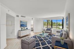 Picture of 1000 W Island Blvd # 503, Aventura, FL 33160