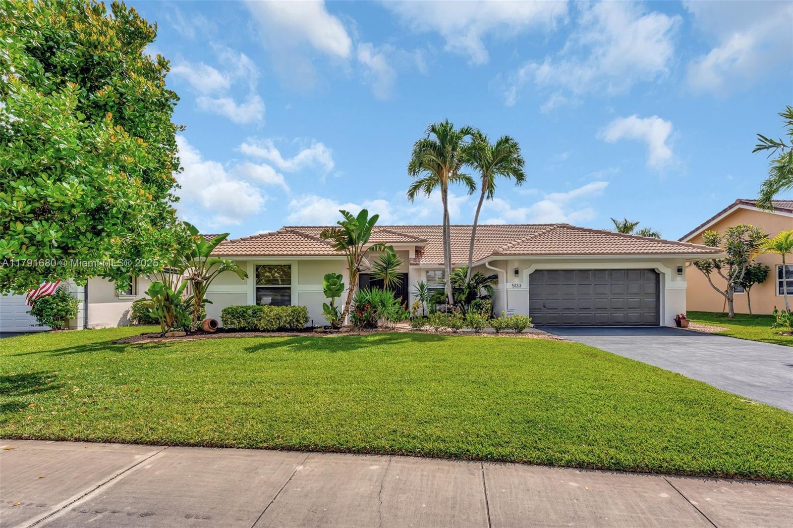 Picture of 5133 N Springs Way, Coral Springs, FL 33076