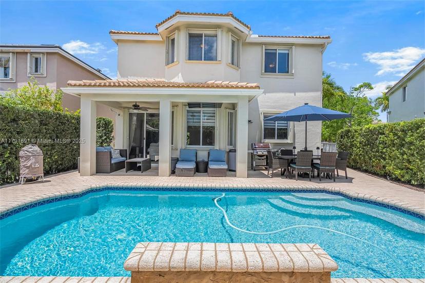 Picture of 943 Golden Cane Dr, Weston FL 33327