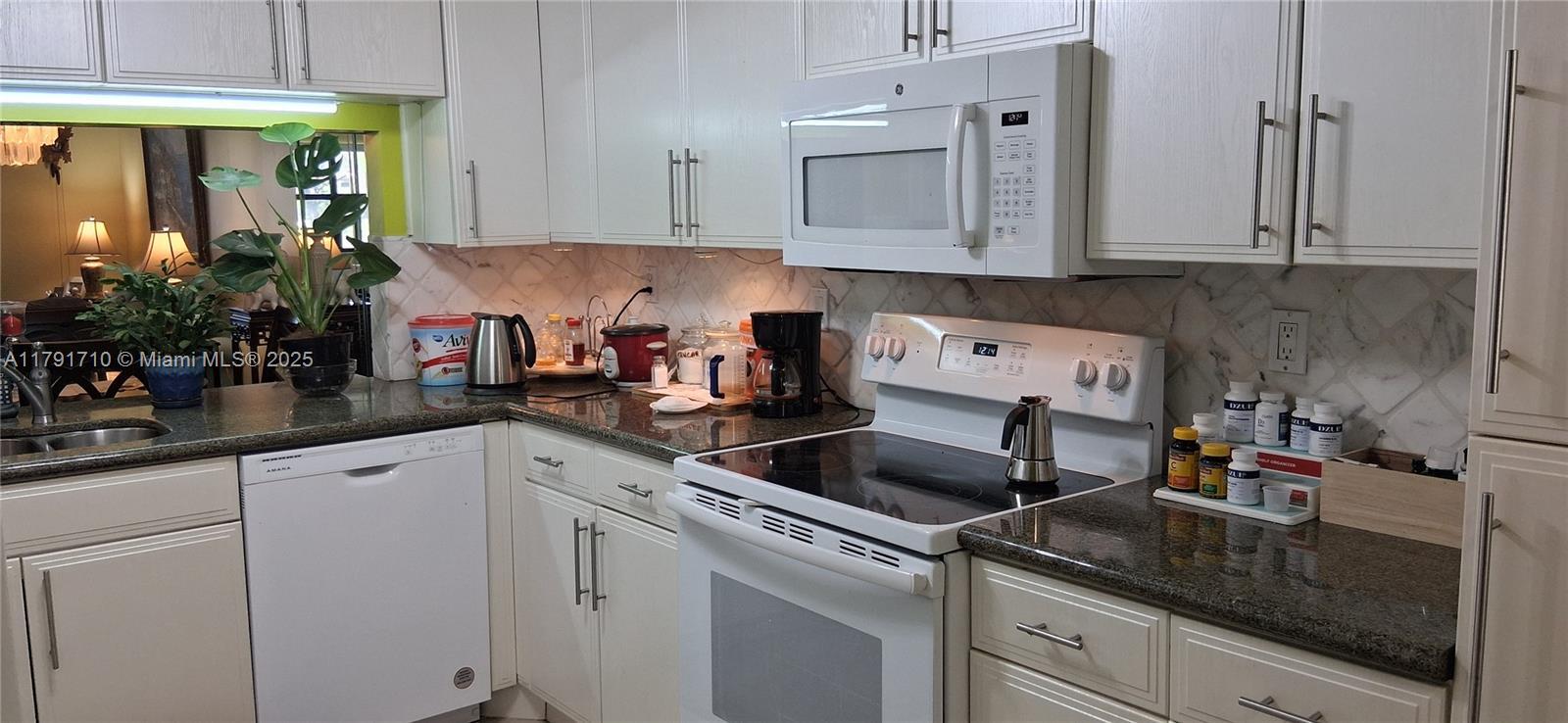 Picture of 2638 NW 104Th Ave # 101, Sunrise, FL 33322