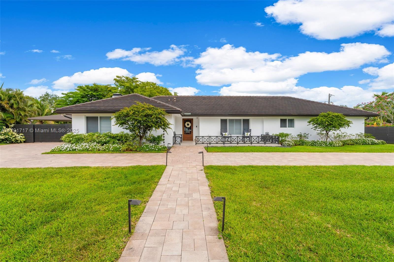 Picture of 13501 SW 107Th Ave, Miami, FL 33176