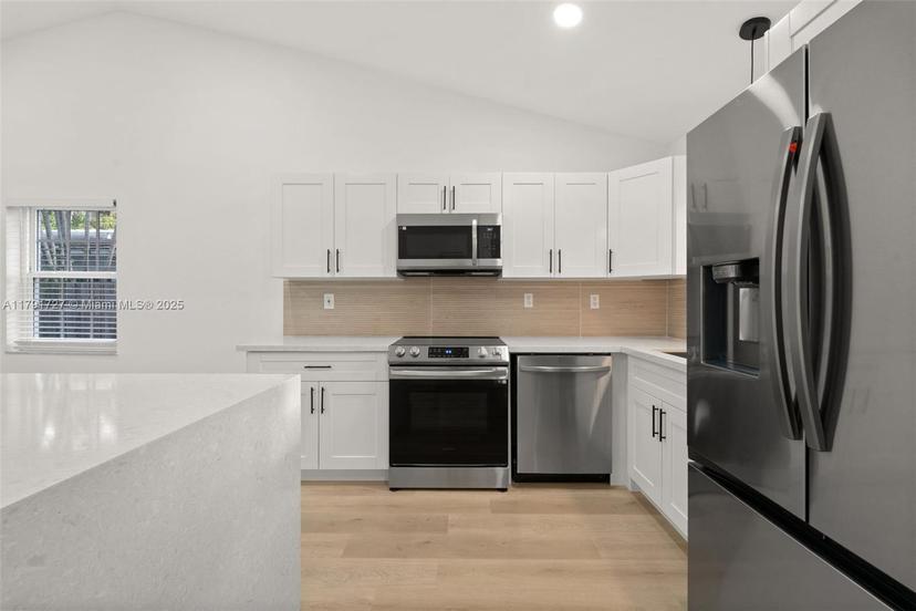 Picture of 1313 NW 1St Ave, Fort Lauderdale FL 33311