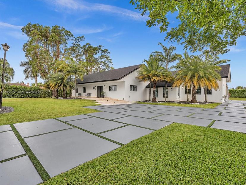 Picture of 21411 SW 248Th St, Homestead FL 33031
