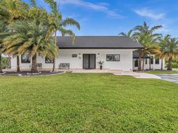 Picture of 21411 SW 248Th St, Homestead, FL 33031