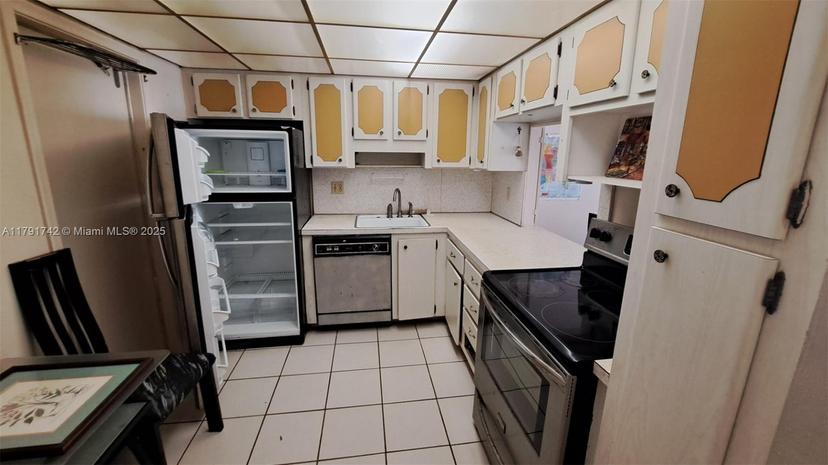 Picture of 1801 S Ocean Dr # 842, Hallandale Beach FL 33009