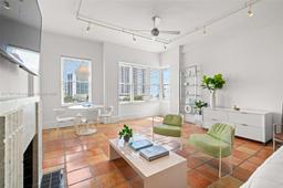 Picture of 2421 Lake Pancoast Dr # 5C, Miami Beach, FL 33140