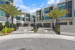 Picture of 4008 NE 167Th St # 6, North Miami Beach, FL 33160