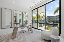 Picture of 4008 NE 167Th St # 6, North Miami Beach, FL 33160