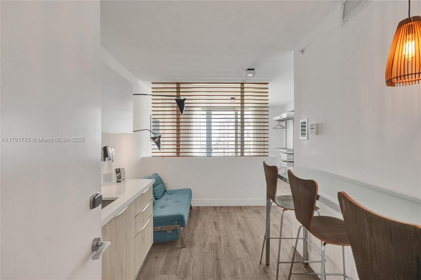 Picture of 6080 Collins Ave # 508, Miami Beach FL 33140