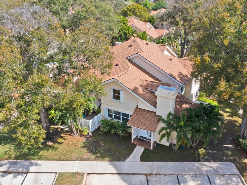 Picture of 8109 Oakton Ct # 9D, Lake Clarke Shores FL 33406