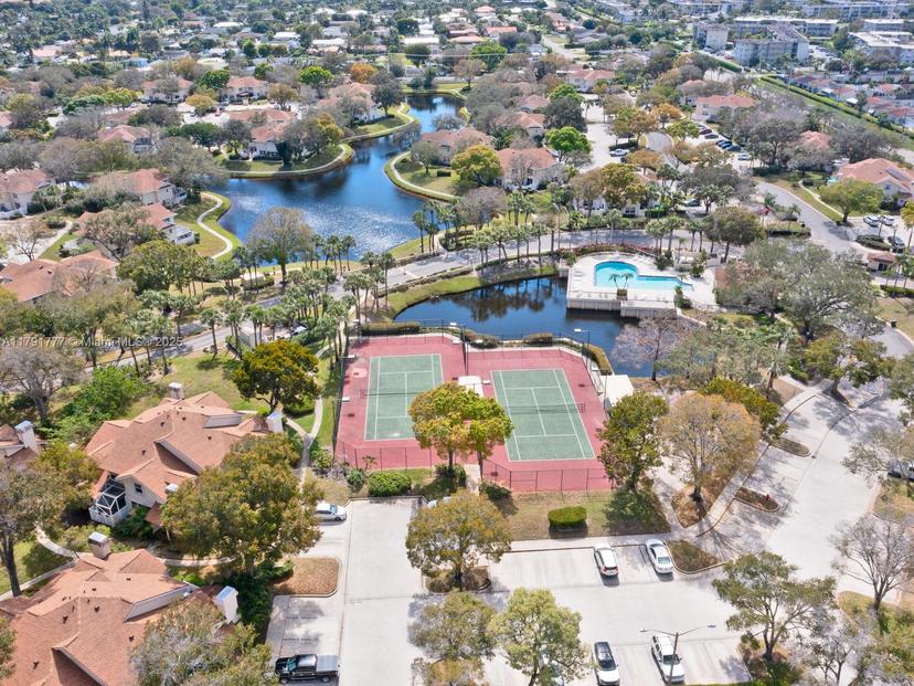 Picture of 8109 Oakton Ct # 9D, Lake Clarke Shores FL 33406