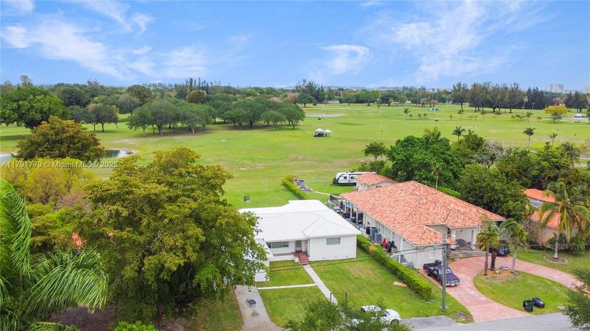 Picture of 1025 Hunting Lodge Dr, Miami Springs FL 33166