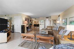 Picture of 2000 Towerside Ter # 710, Miami, FL 33138
