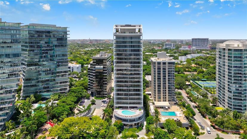 Picture of 2655 S Bayshore Dr # 706, Miami FL 33133
