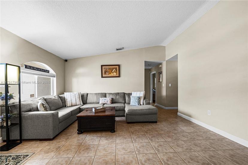 Picture of 14848 SW 181St Ter, Miami, FL 33187