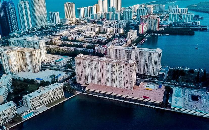 Picture of 251 174Th St # 911, Sunny Isles Beach FL 33160