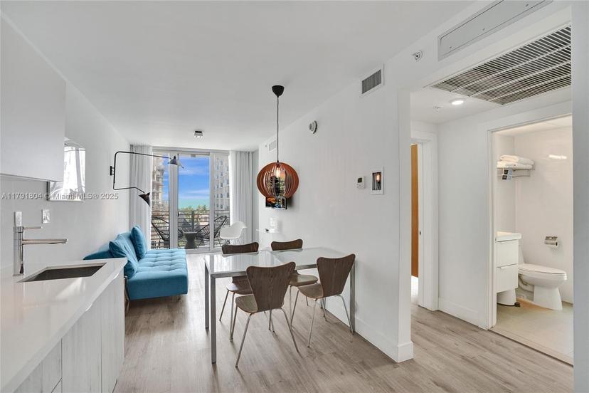 Picture of 6080 Collins Ave # 520, Miami Beach FL 33140