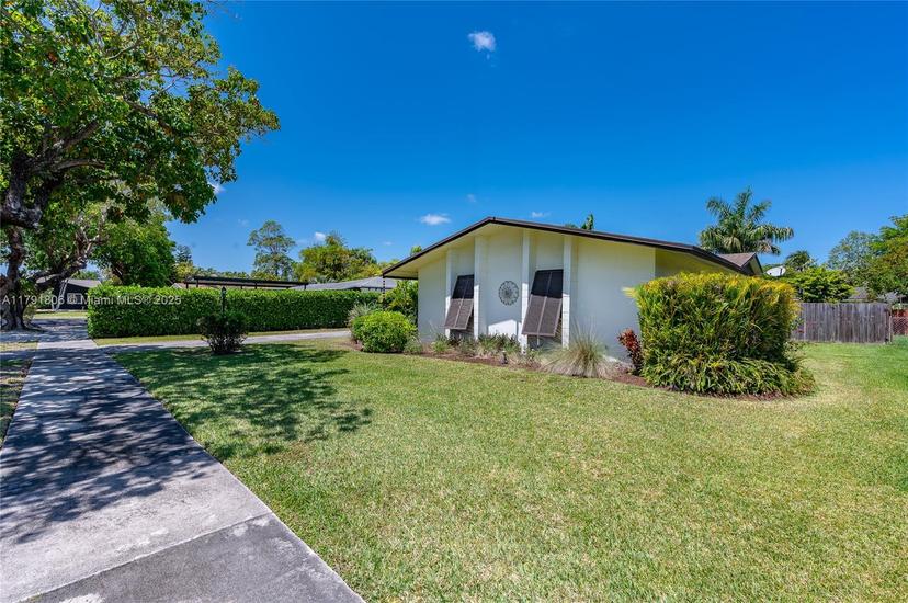 Picture of 18525 SW 90Th Ct, Cutler Bay FL 33157