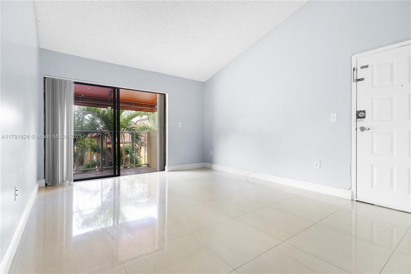 Picture of 15520 SW 80Th St # 301, Miami FL 33193