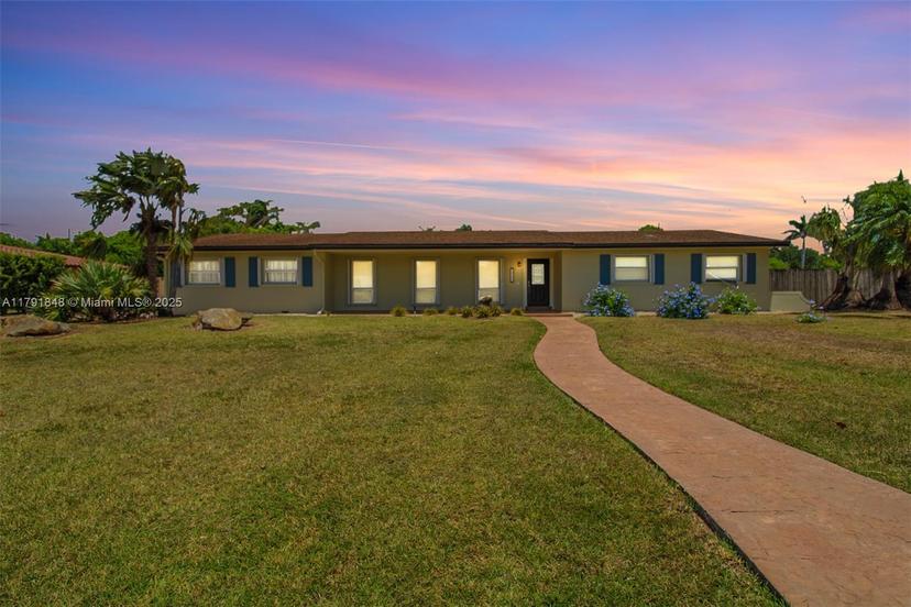 Picture of 18615 SW 295Th Ter, Homestead FL 33030