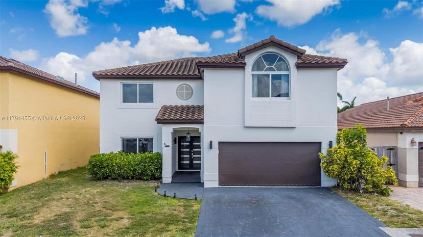 Picture of 8323 NW 196Th Ter, Hialeah FL 33015