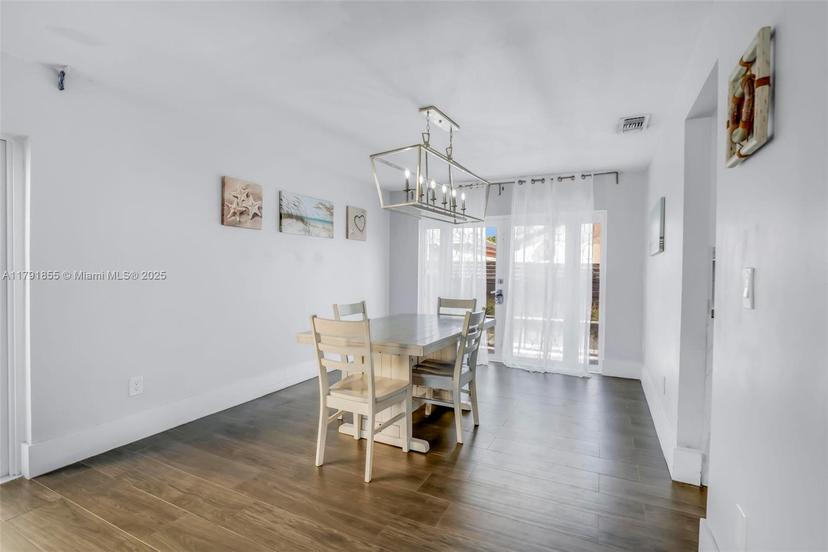 Picture of 8323 NW 196Th Ter, Hialeah FL 33015