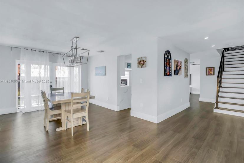 Picture of 8323 NW 196Th Ter, Hialeah FL 33015