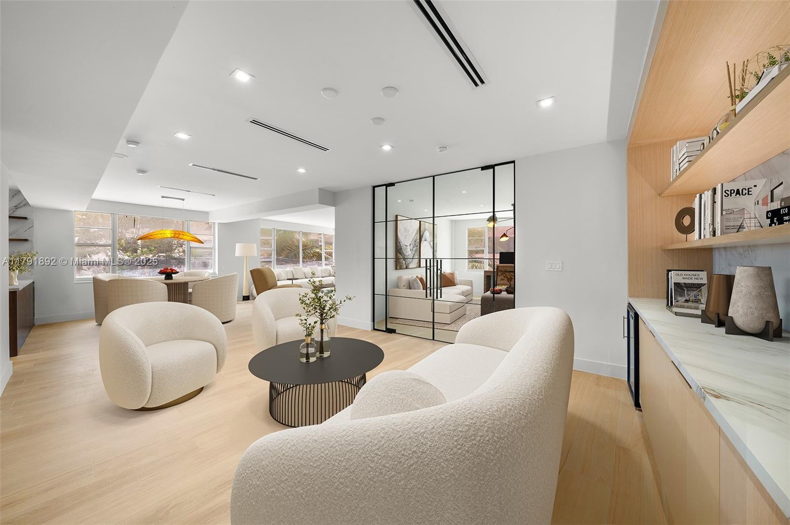 Picture of 5255 Collins Ave # 2J, Miami Beach, FL 33140
