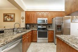 Picture of 7765 Yardley Dr # 205, Tamarac, FL 33321