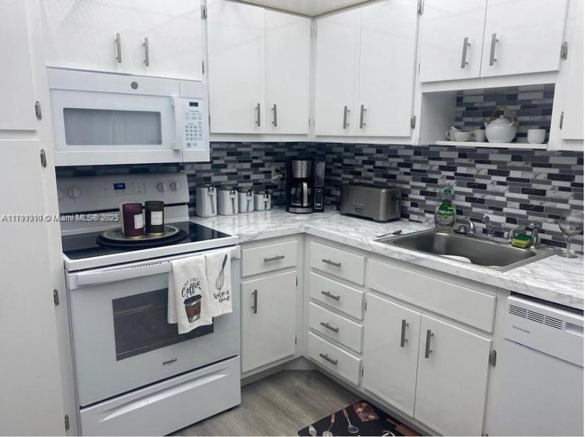 Picture of 1985 S Ocean Dr # 2B, Hallandale Beach FL 33009
