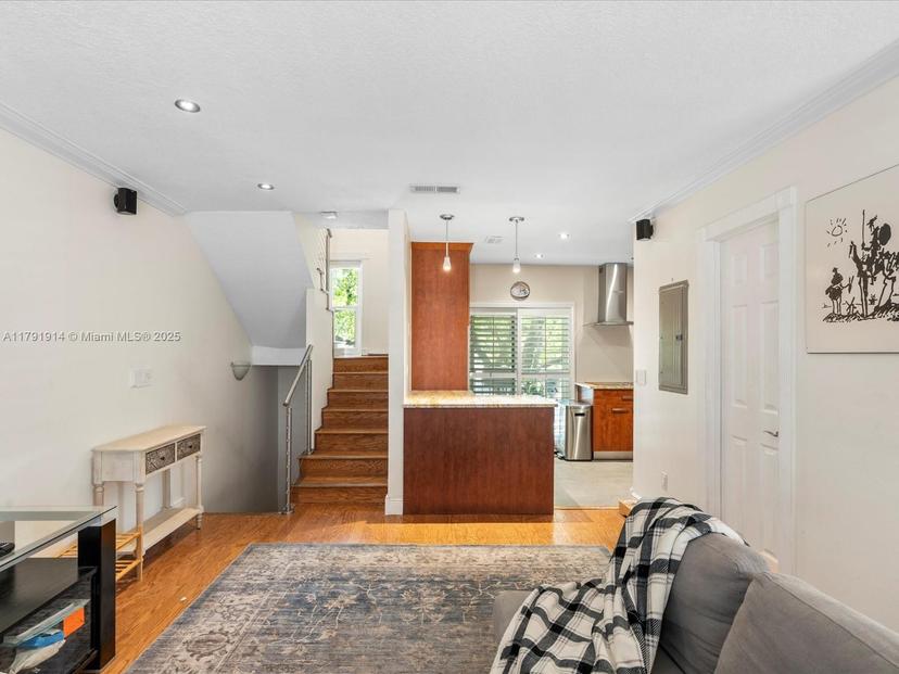 Picture of 3097 Bird Ave # 3097, Miami FL 33133