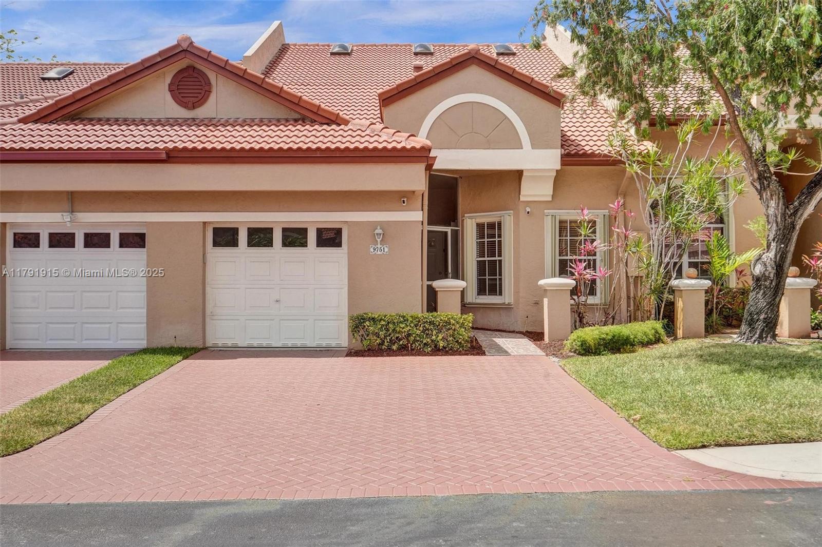 Picture of 9751 Malvern Dr, Tamarac, FL 33321