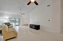 Picture of 9751 Malvern Dr, Tamarac, FL 33321