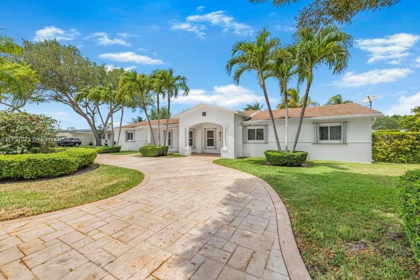 Picture of 8241 SW 146Th St, Palmetto Bay FL 33158