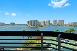 Picture of 19101 NE 36Th Ct # 903, Aventura, FL 33180