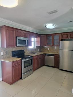 Picture of 25 E 53Rd Ter, Hialeah, FL 33013