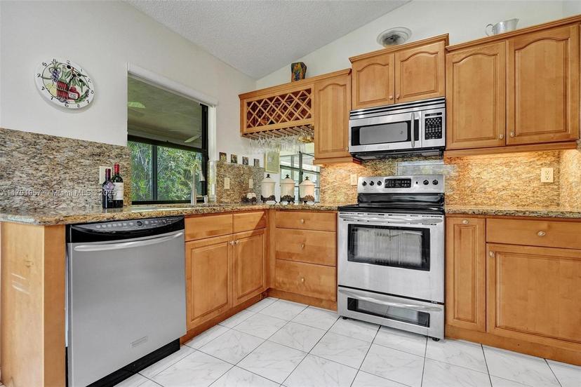 Picture of 8215 NW 85Th Ave, Tamarac FL 33321