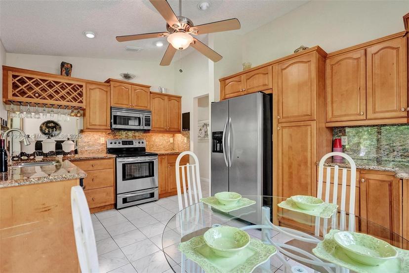 Picture of 8215 NW 85Th Ave, Tamarac FL 33321