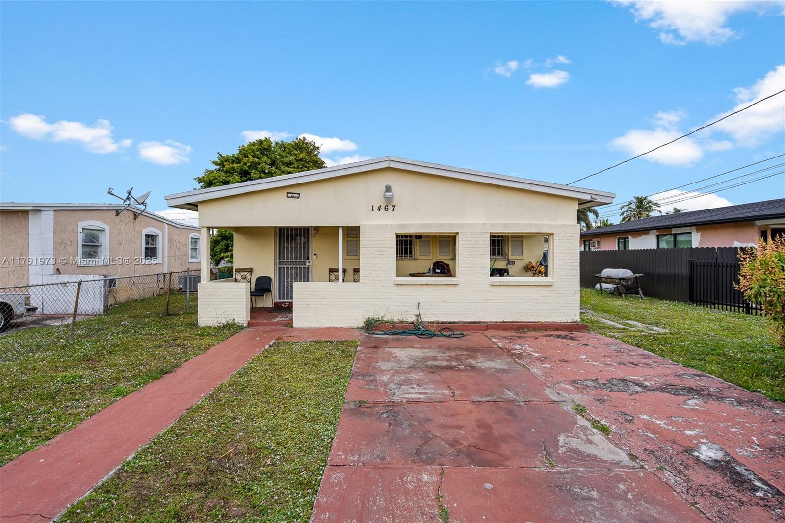 Picture of 1467 NW 154Th St, Miami Gardens, FL 33054