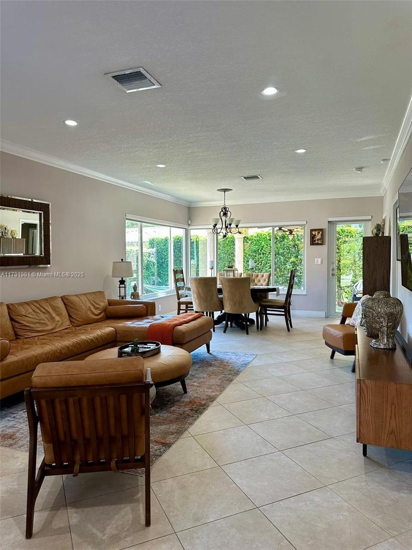 Picture of 814 Capri St, Coral Gables FL 33134