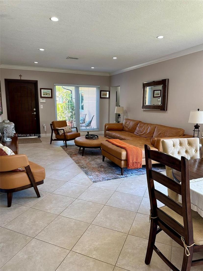 Picture of 814 Capri St, Coral Gables FL 33134