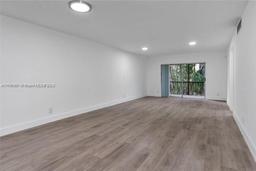 Picture of 6201 N Falls Cir Dr # 212, Lauderhill, FL 33319