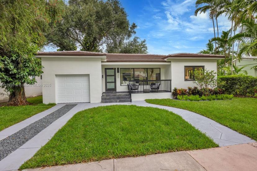 Picture of 305 Fluvia Ave, Coral Gables FL 33134
