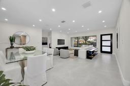 Picture of 305 Fluvia Ave, Coral Gables, FL 33134